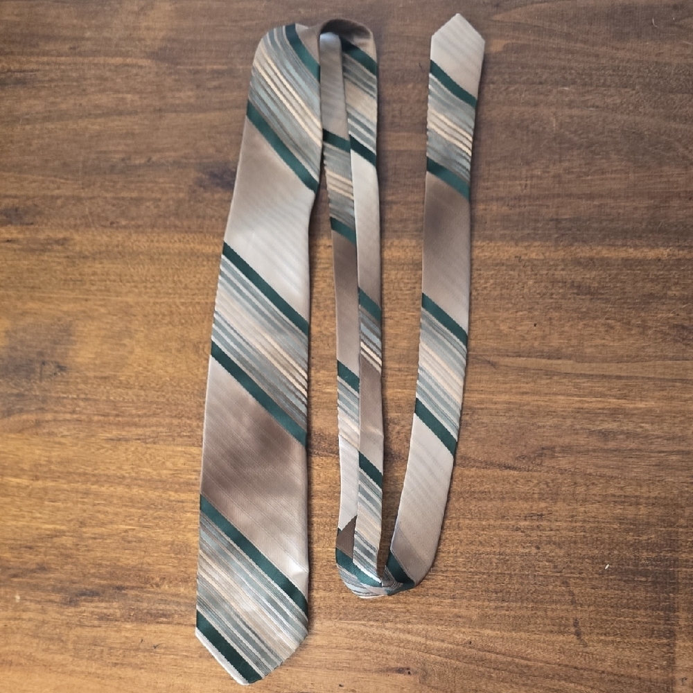 Beau Brumell Striped Tan and Green Tie
